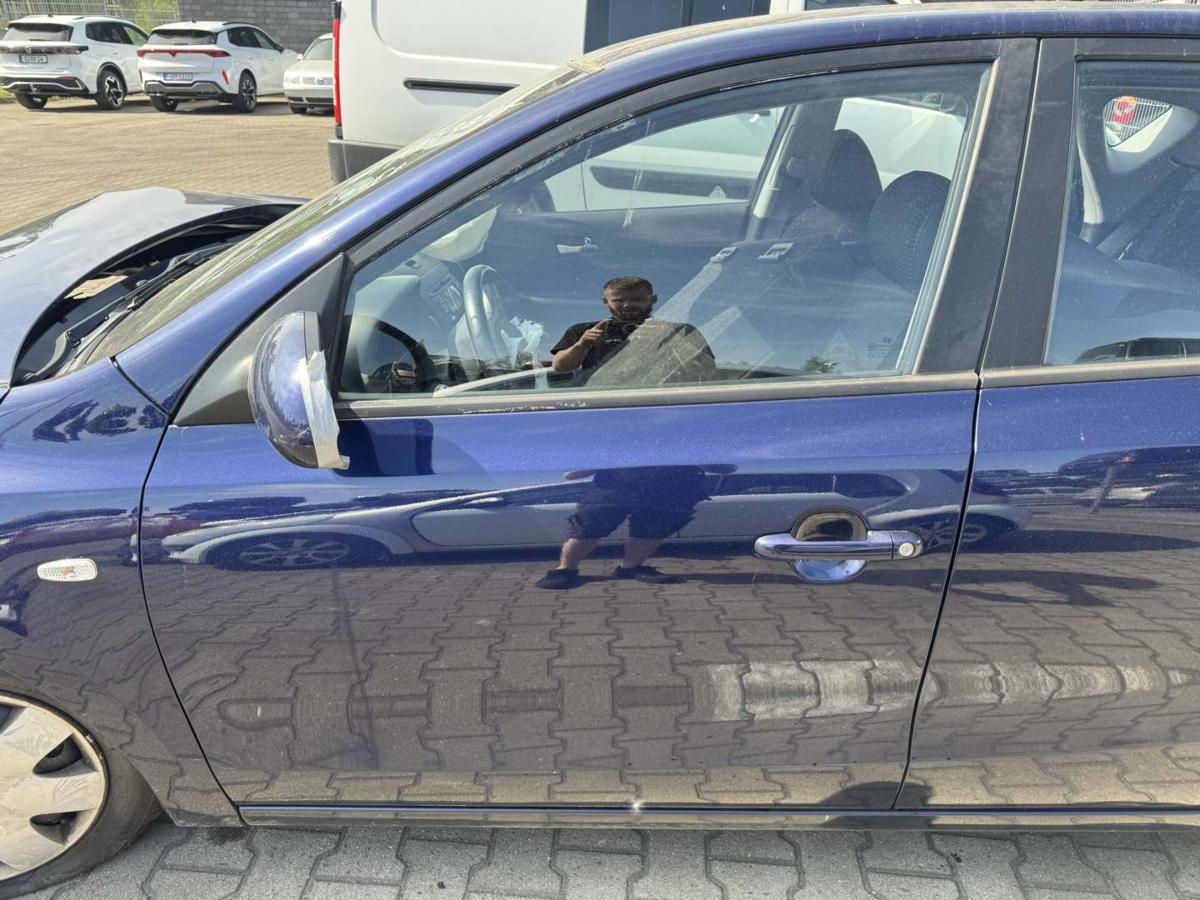 Hyundai I30 FD original T&uuml;r vorn links 2X Indigo Blue Rohbau Bj.2008